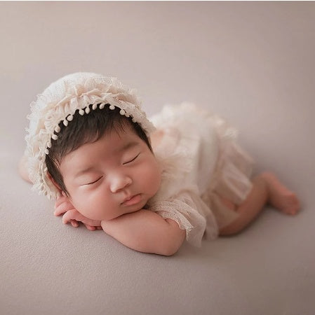 Children’s Photography Clothing – Newborn Baby Theme Outfit | Cute Lace Princess Style Photo Prop Set with Hat & Accessories